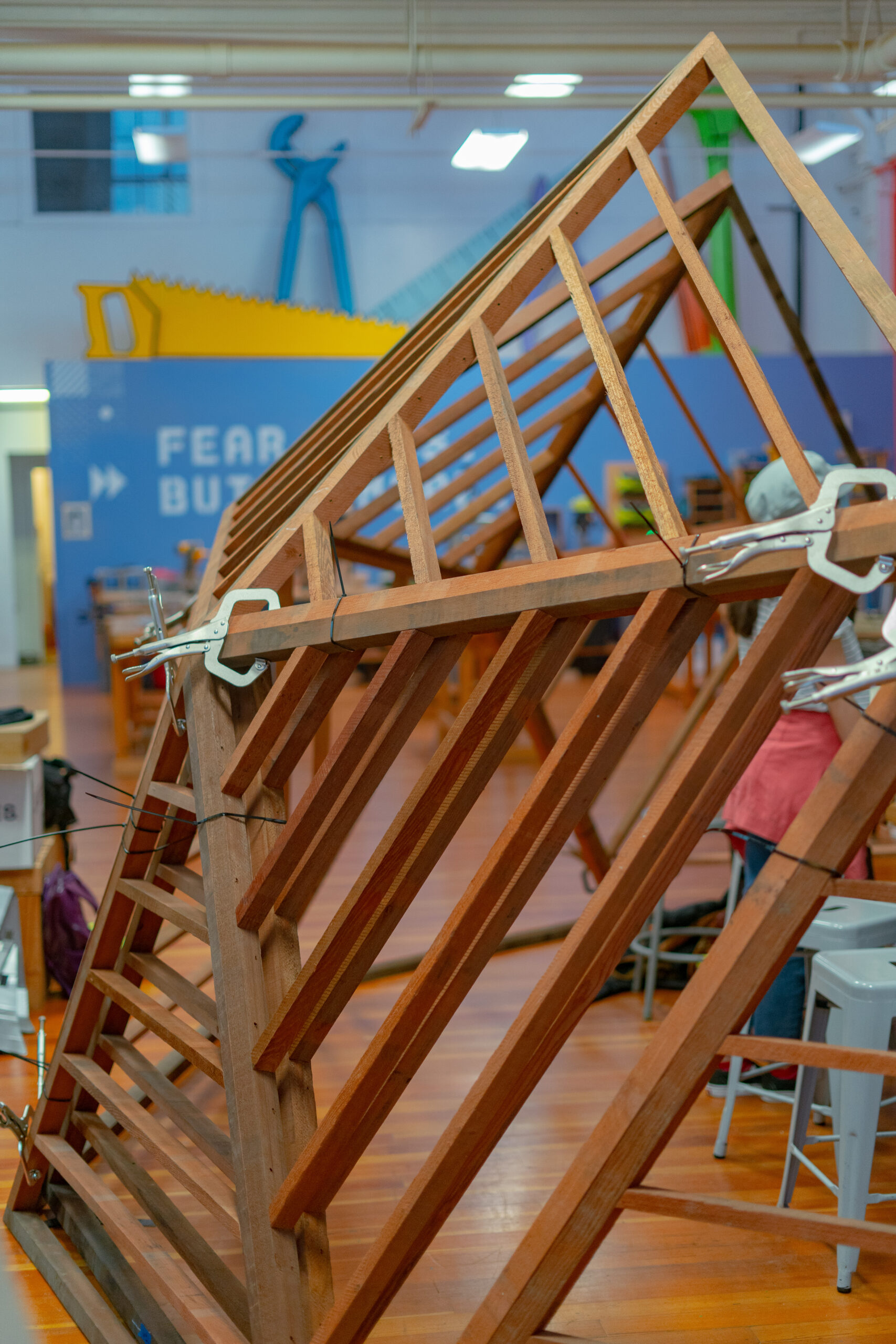 Triangular frames for geodesic dome